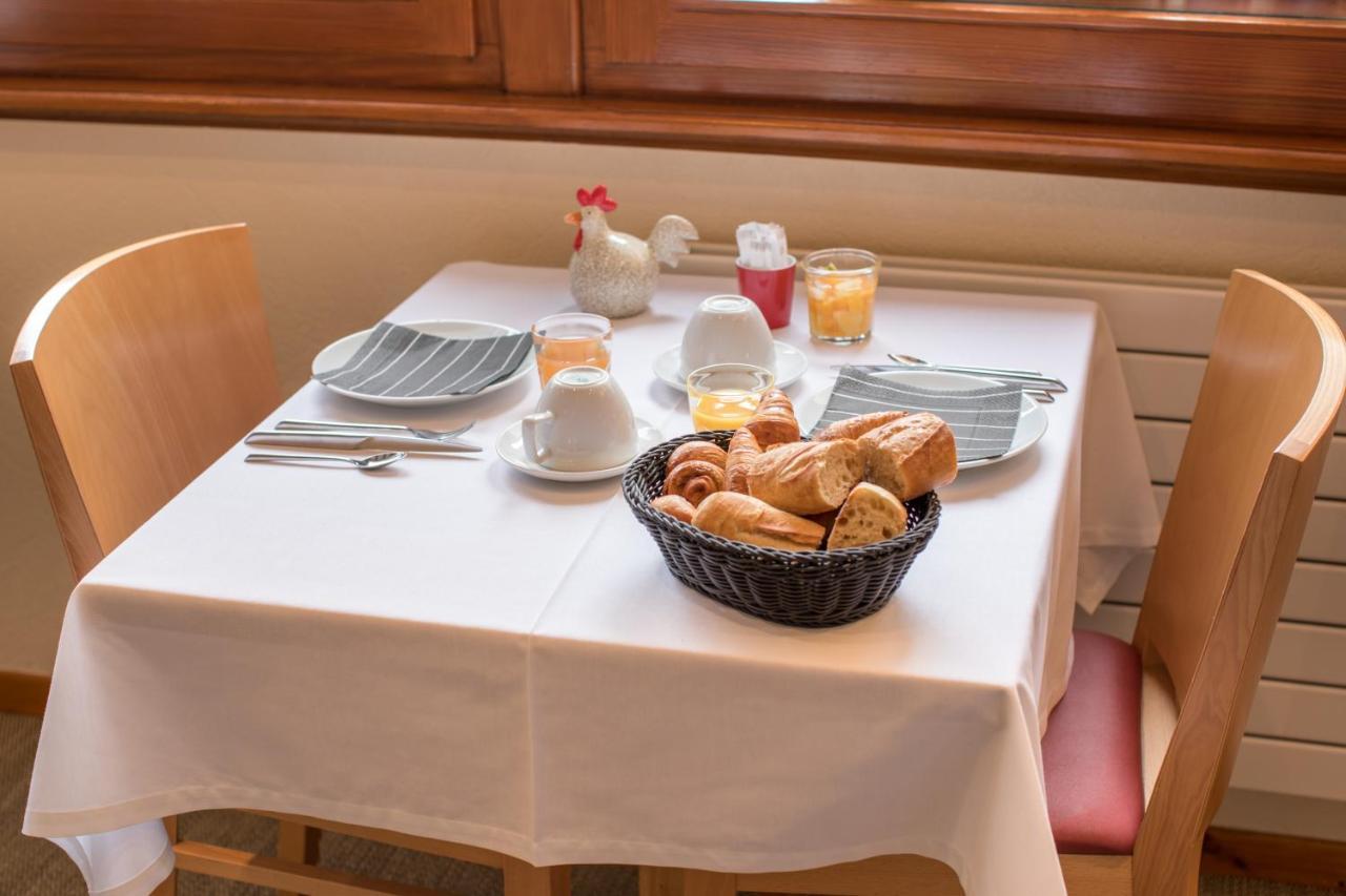 Au Soleil Hotel Wettolsheim Eksteriør billede