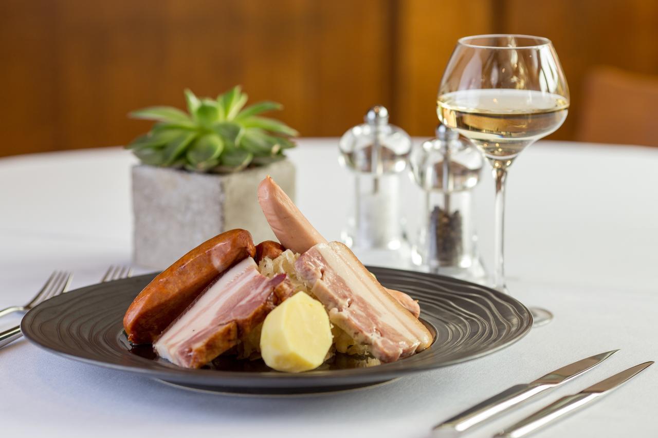 Au Soleil Hotel Wettolsheim Eksteriør billede